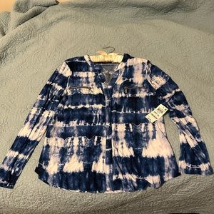 Women's long sleeve petite XL dress top, beautiful blue and white. New with tags